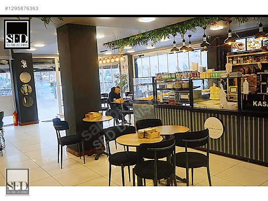 ZEYTİNBURNUN RAUF DENKTAŞ CADDESİNDE KOMPLE SATILIK BİNA